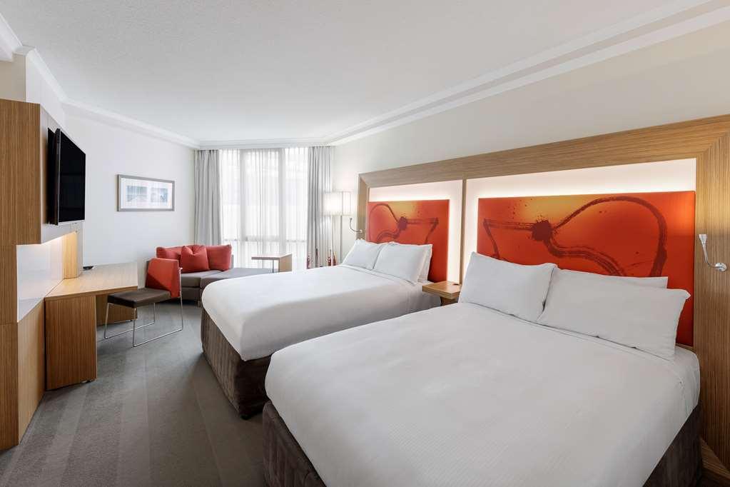 布里斯班阿莫拉酒店 客房 照片 A typical room at the hotel
