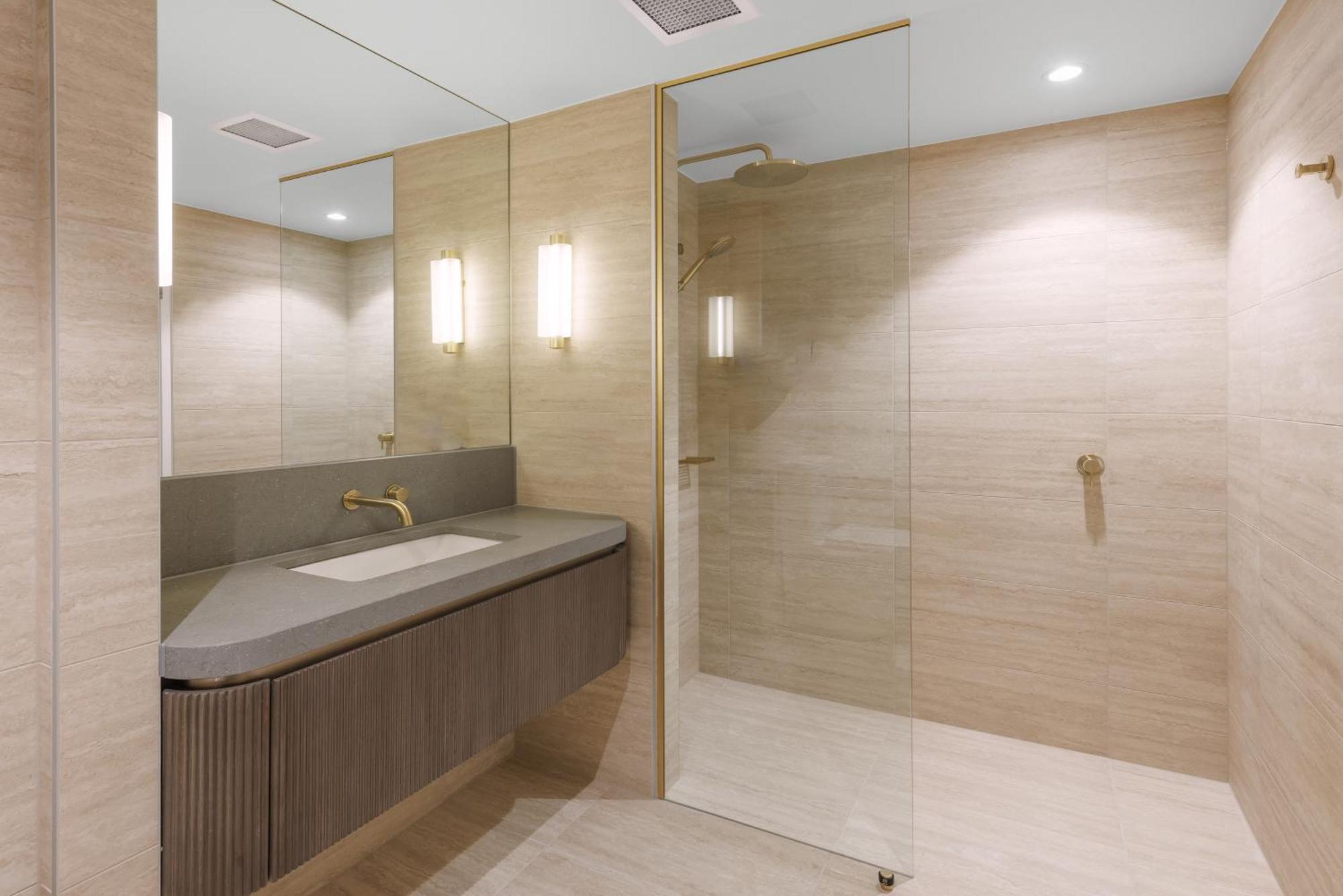 布里斯班阿莫拉酒店 外观 照片 Bathroom