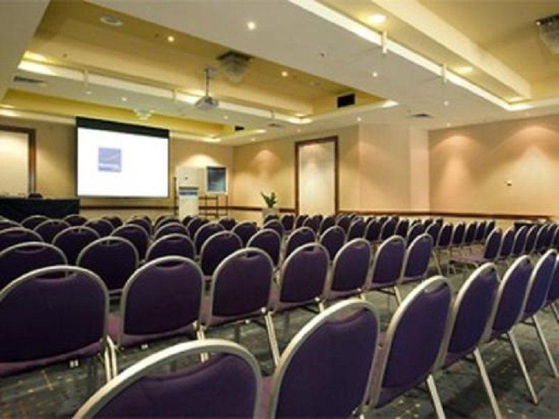 布里斯班阿莫拉酒店 外观 照片 A typical conference room