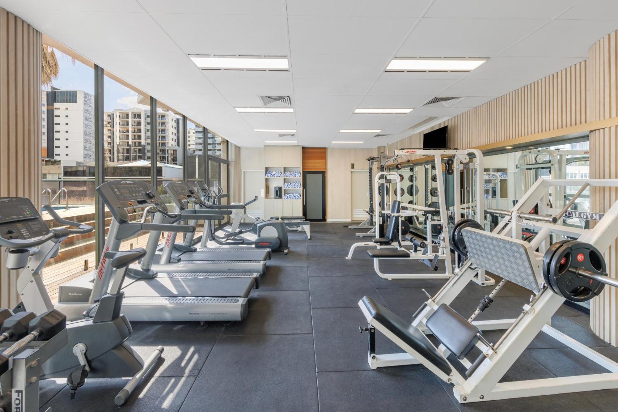 布里斯班阿莫拉酒店 外观 照片 The gym at the hotel