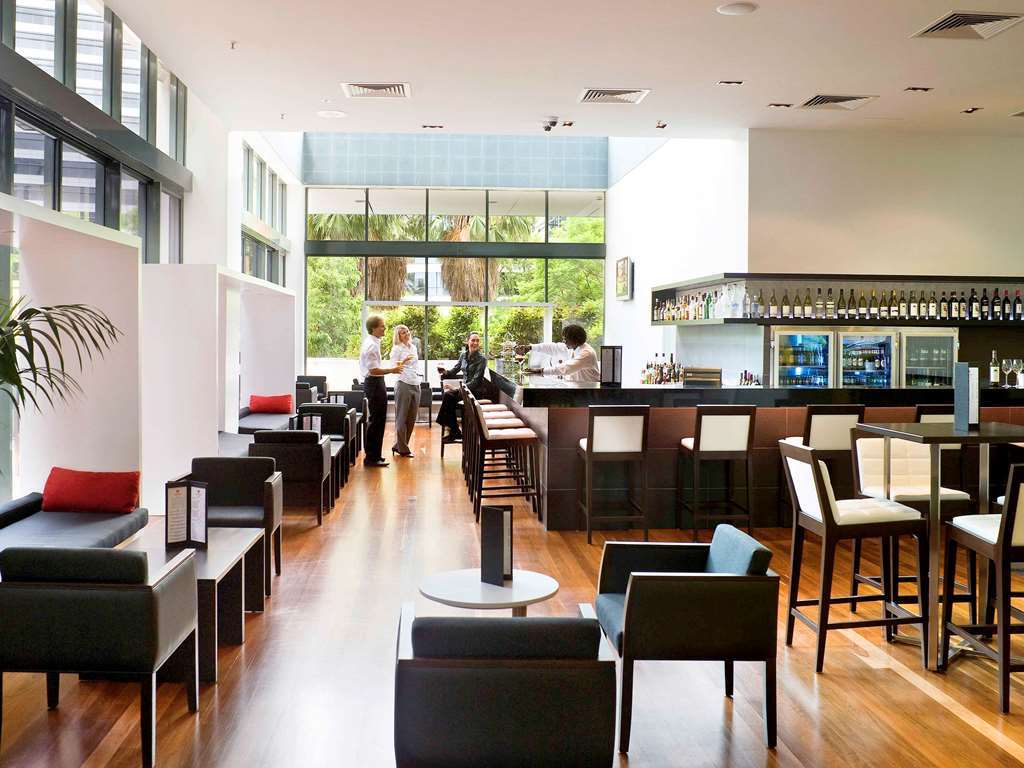 布里斯班阿莫拉酒店 餐厅 照片 The Qantas Club lounge at Brisbane International Airport