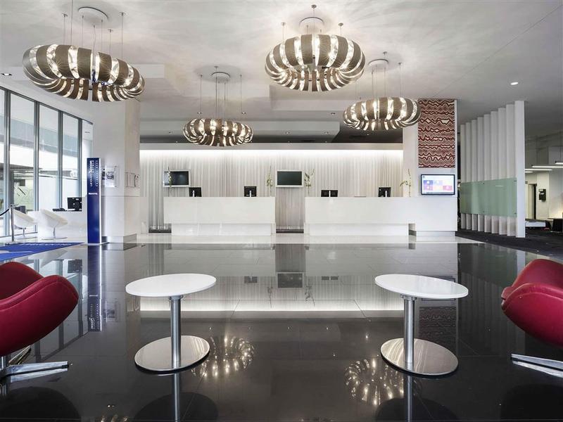 布里斯班阿莫拉酒店 外观 照片 The interior of the lounge